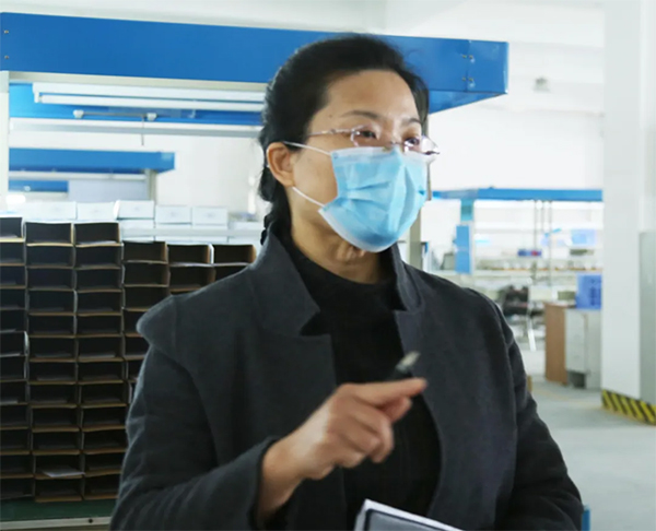 生产供应副总曹汉春强调规则及要求，并宣布竞赛开始
