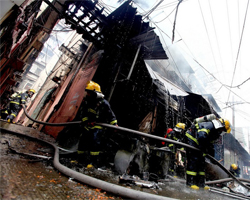 安徽芜湖液化气罐爆炸致17人遇难 如何安全使用液化气